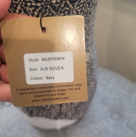 Nip Tuck multifit cup swimsuit - Picture 5 of 10